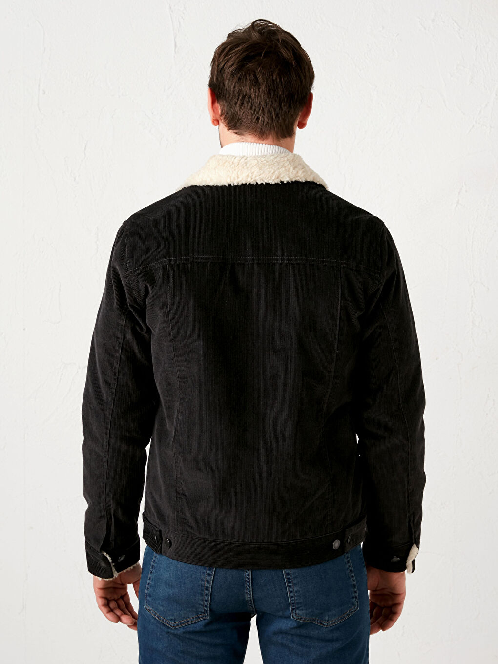 Velvet Coat with Plush Fur Collar-5