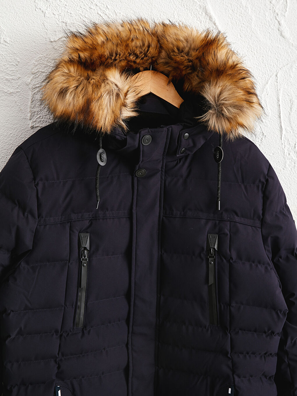 Пуховик с воротником-трубой-2