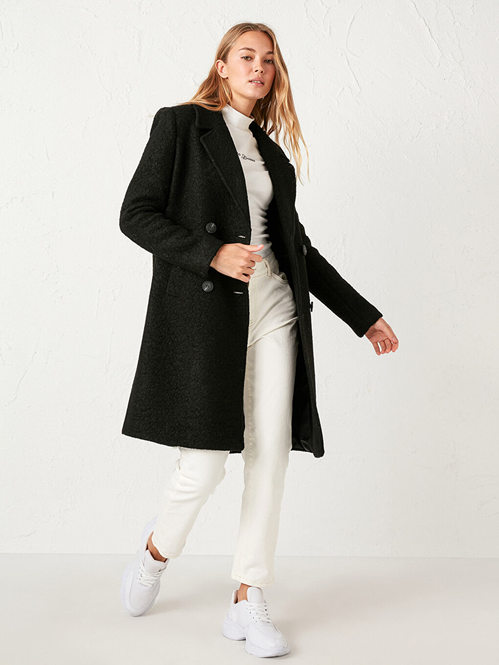 Dik Yaka Uzun Kollu Kadın Kaşe Kaban-4