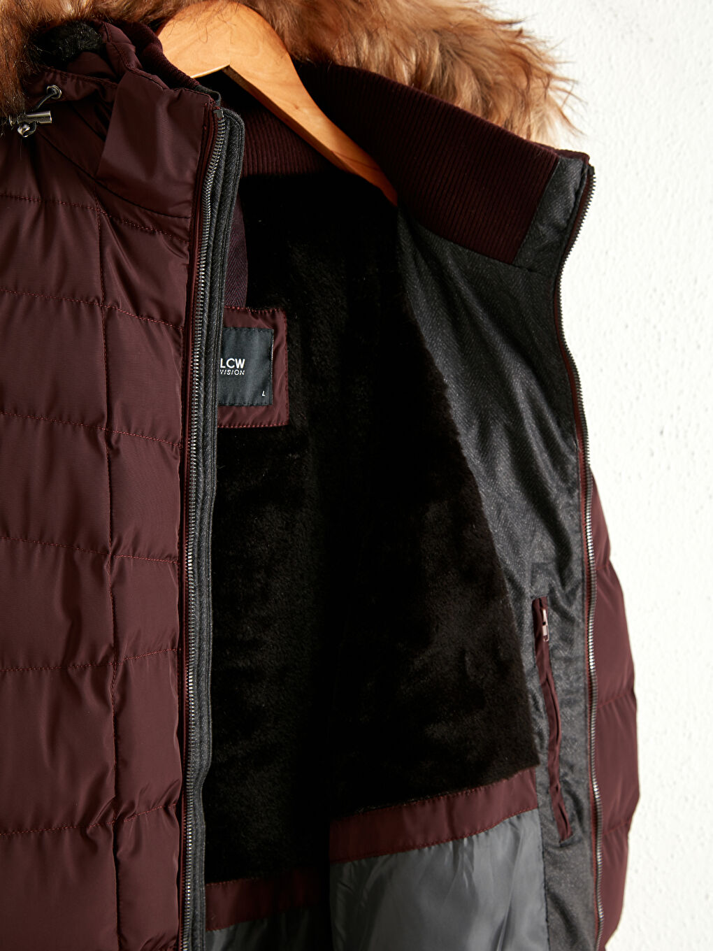 Geacă Matlasată Lungă cu Glugă și Detalii din Blană Artificială-1