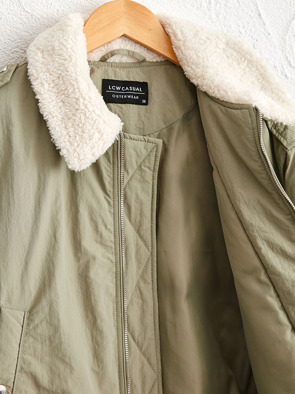 بالطو بسحاب بياقة فرو-3