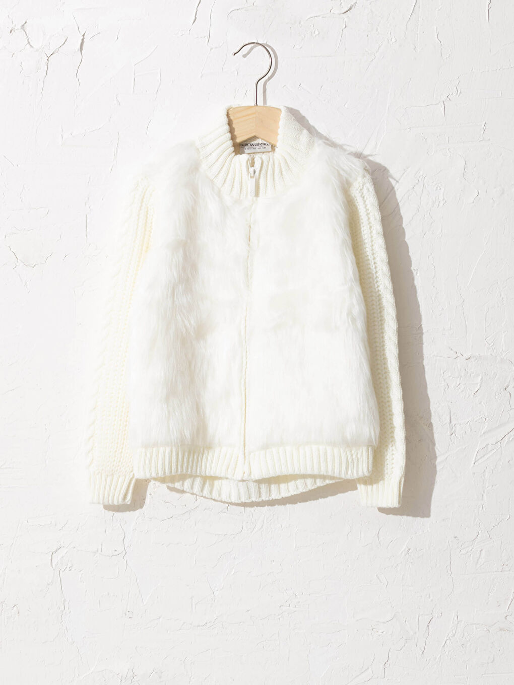 Кардиган трикотажний з плюшевими деталями для дівчаток