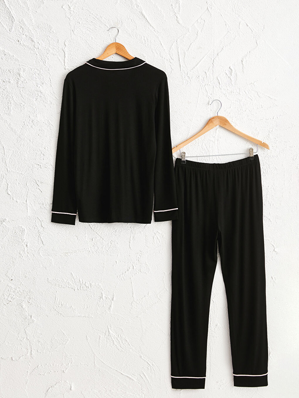 Collared Stripe Detailed Pyjamas Set-1