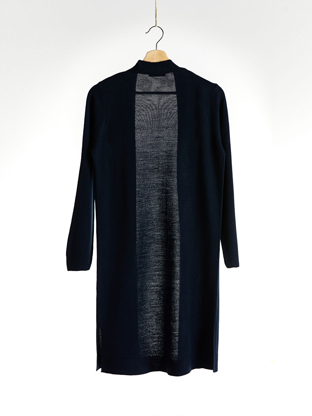 LCWAIKIKI Basic V-Neck Long Sleeve Women's Thin Knitwear Cardigan -0W2480Z8-E1J
