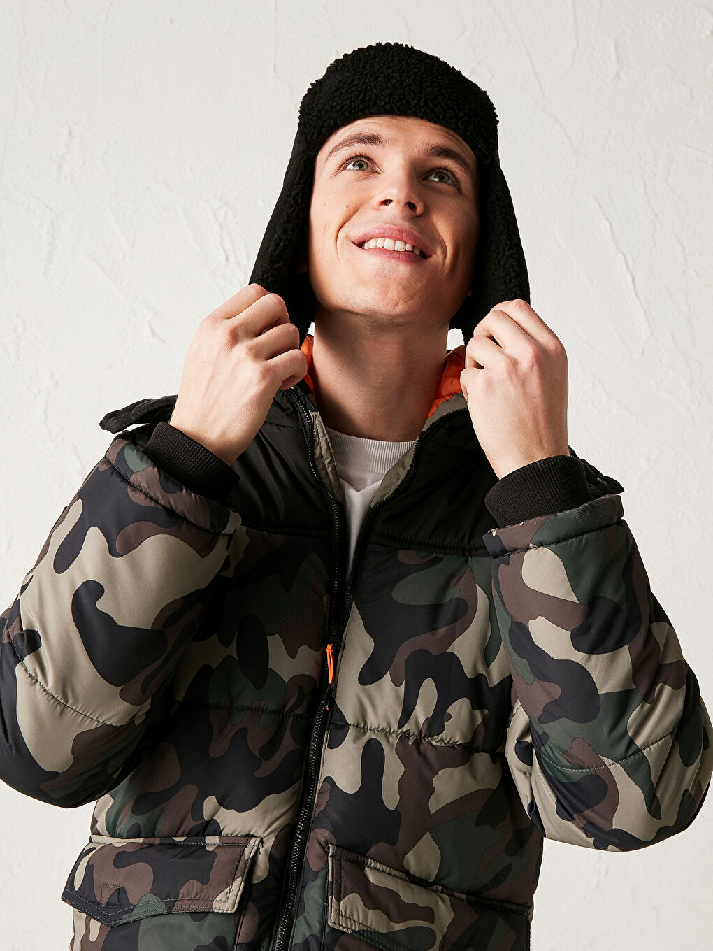 Kapa sa postavom od krzna-1