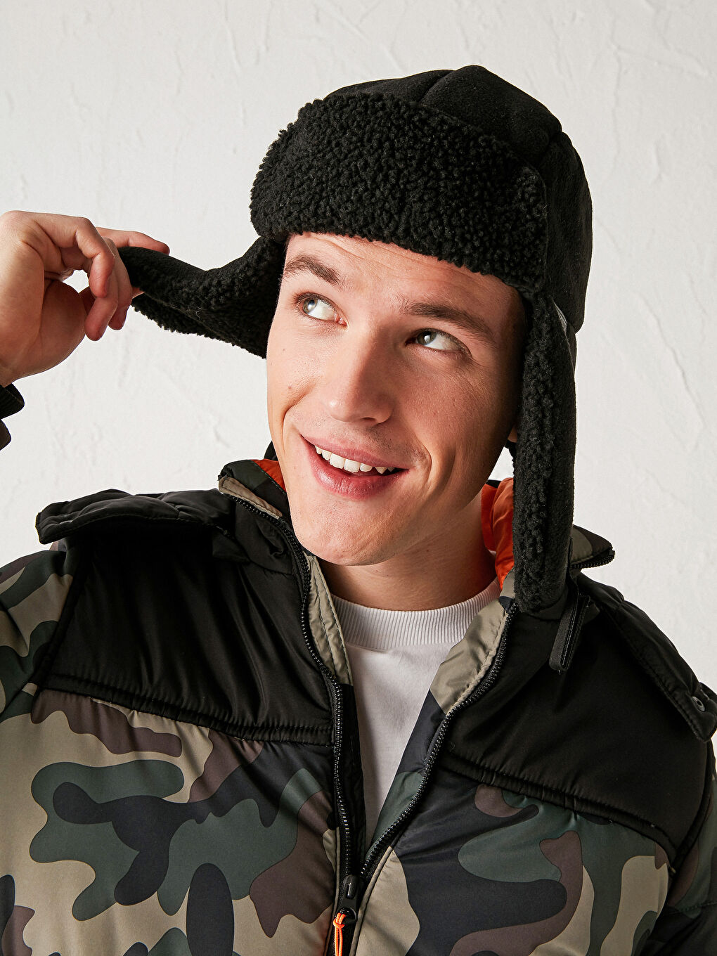 Kapa sa postavom od krzna-2