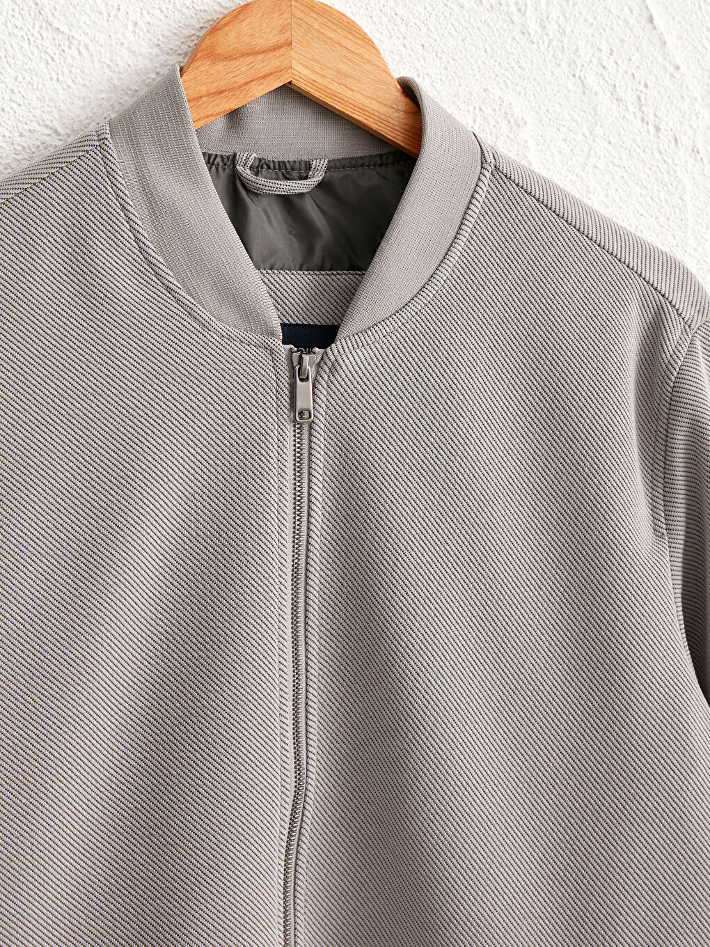 Standard Pattern College Collar Slim Men's Coat-9