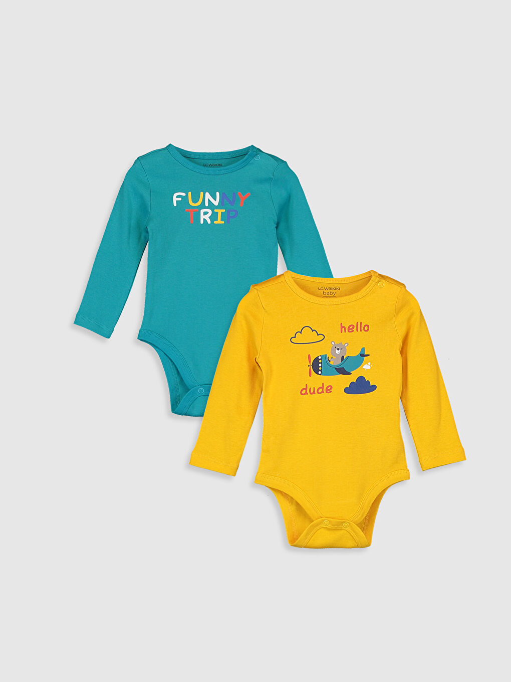 Комплект из двух боди на кнопках для мальчиков.