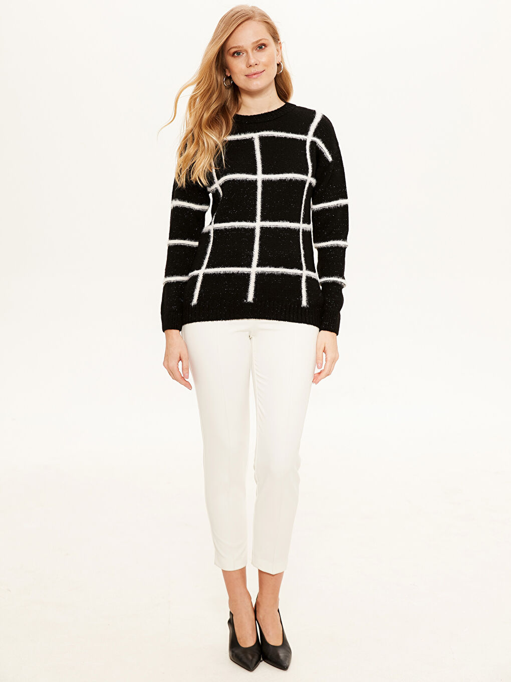 Светр трикотажний з круглим вирізом горловини, шотландка, довгий рукав для жінок-1