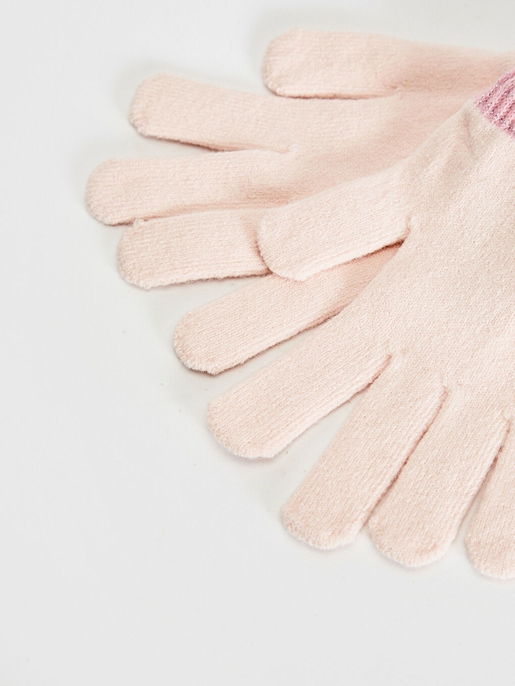 Girl's Tricot Beret, Gloves and Scarves-3