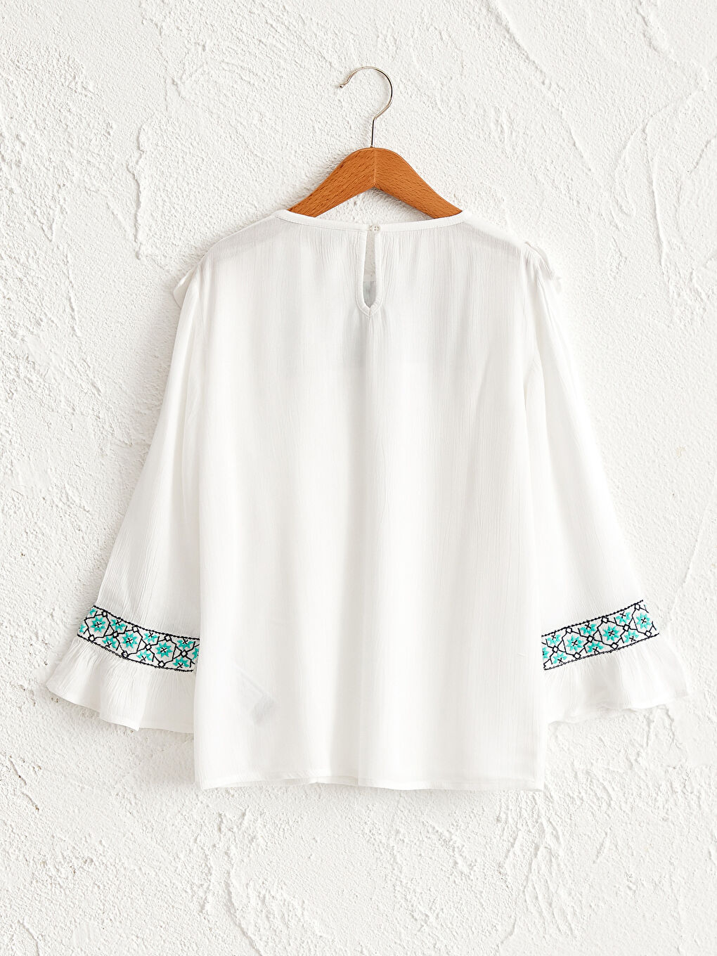 Қыздарға арналған өрнекті вискозды блузка-1