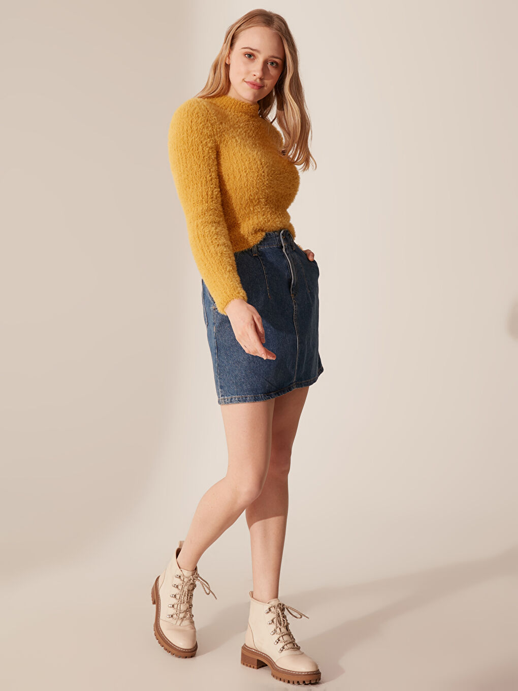 Әйелдерге арналған биік жағалы трикотаж жемпір-3