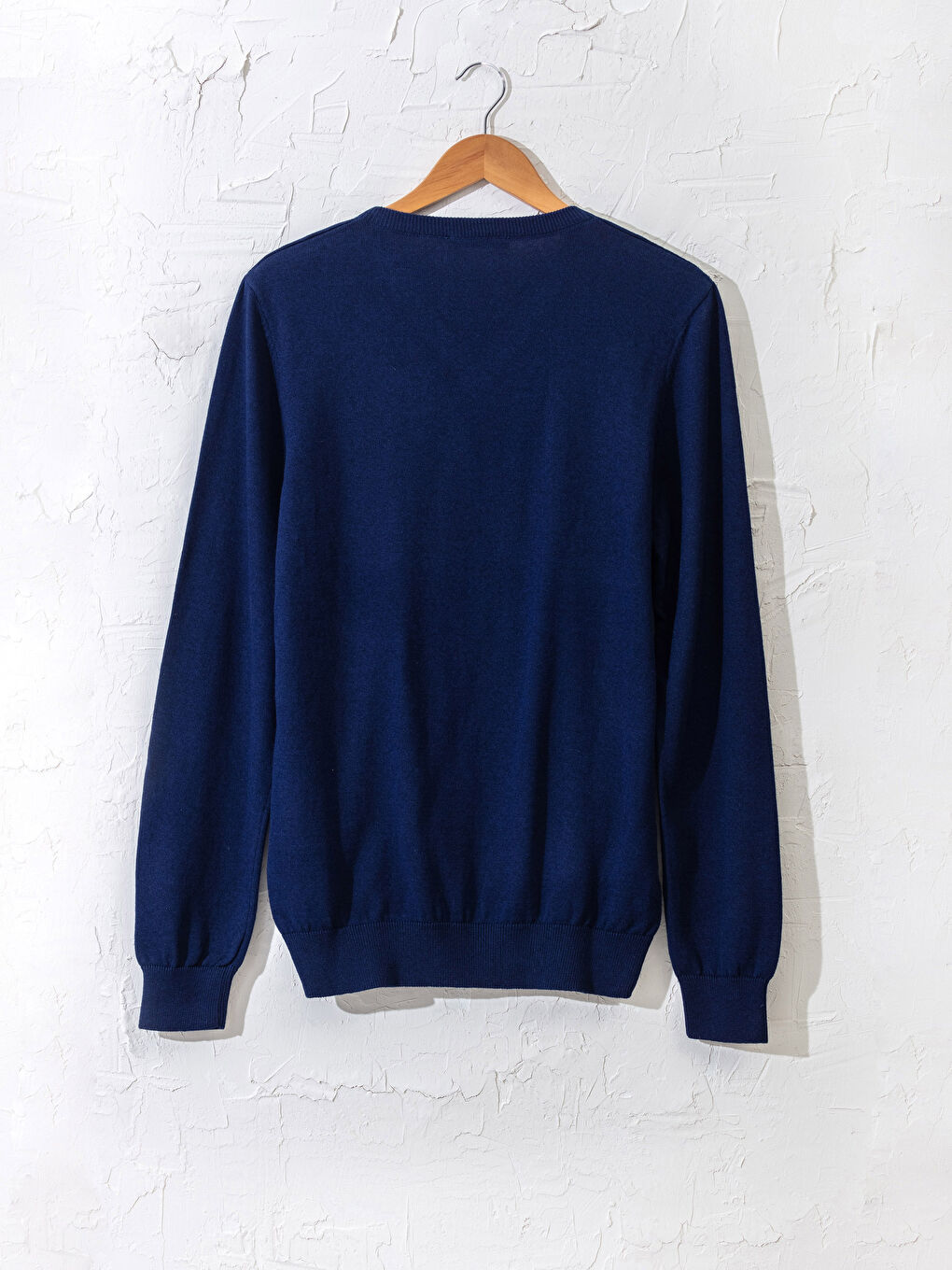 V Neck Long Sleeve Basic Men's Knitwear Sweater-1