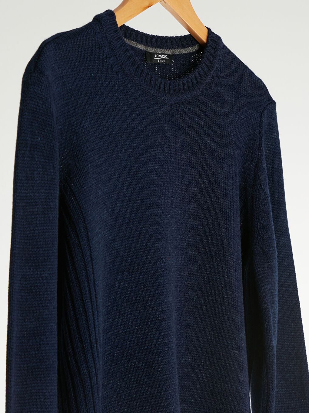 Светр із круглим вирізом із товстого трикотажу-1