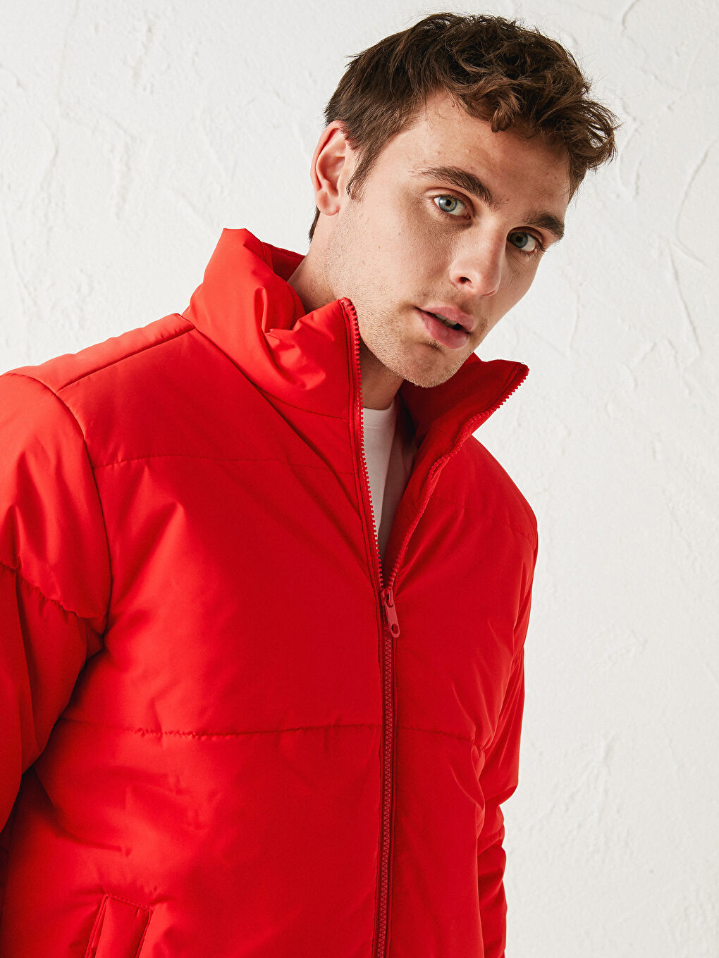 Kırmızı Dik Yaka Erkek Şişme Mont-3