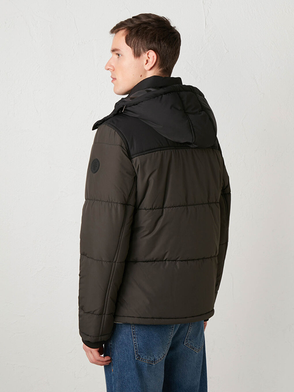 Standard Pattern Hooded Thick Men's Down Coat-5