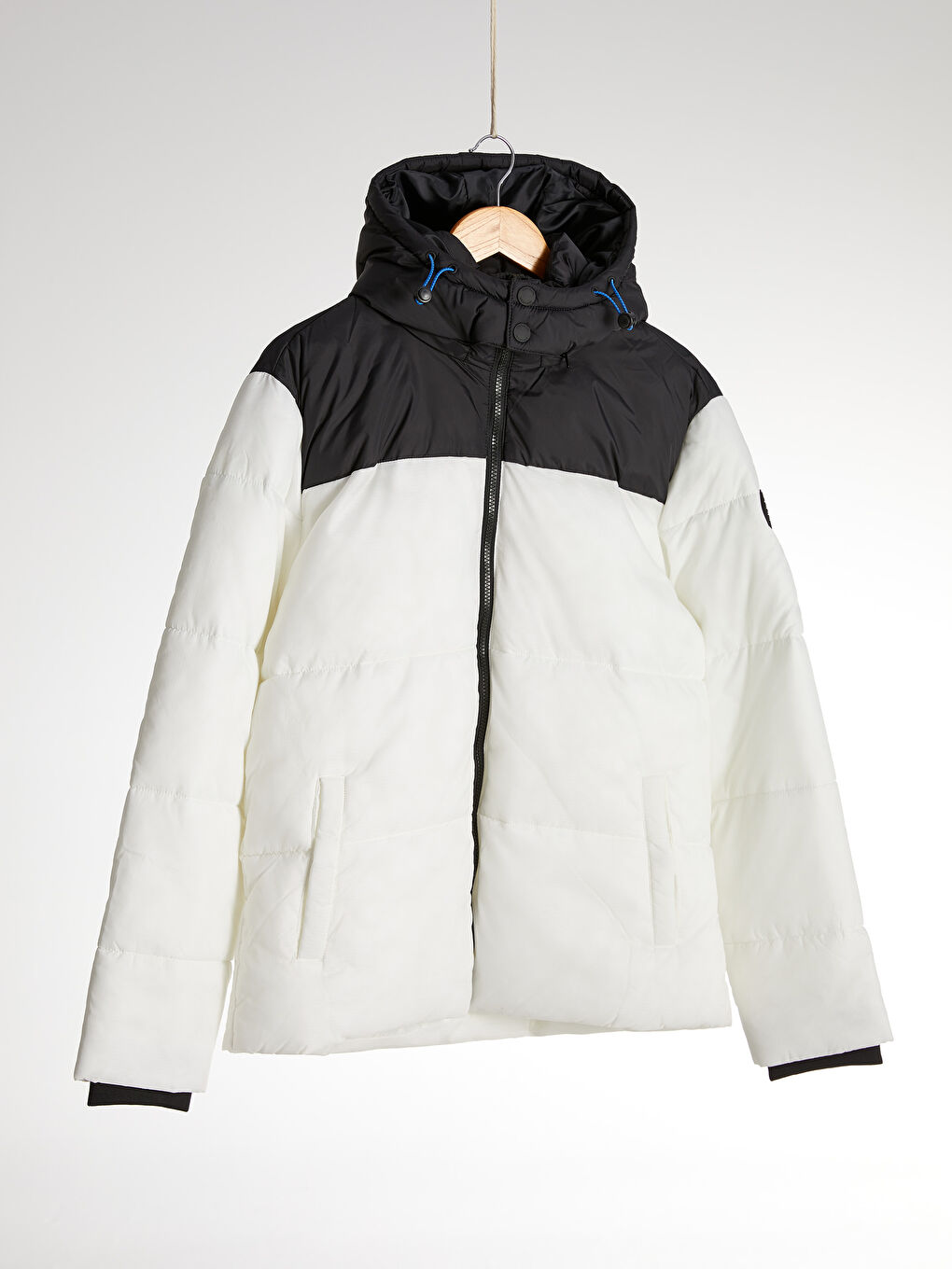 Beyaz Standart Kalıp Kapüşonlu Kalın Erkek Şişme Mont-5