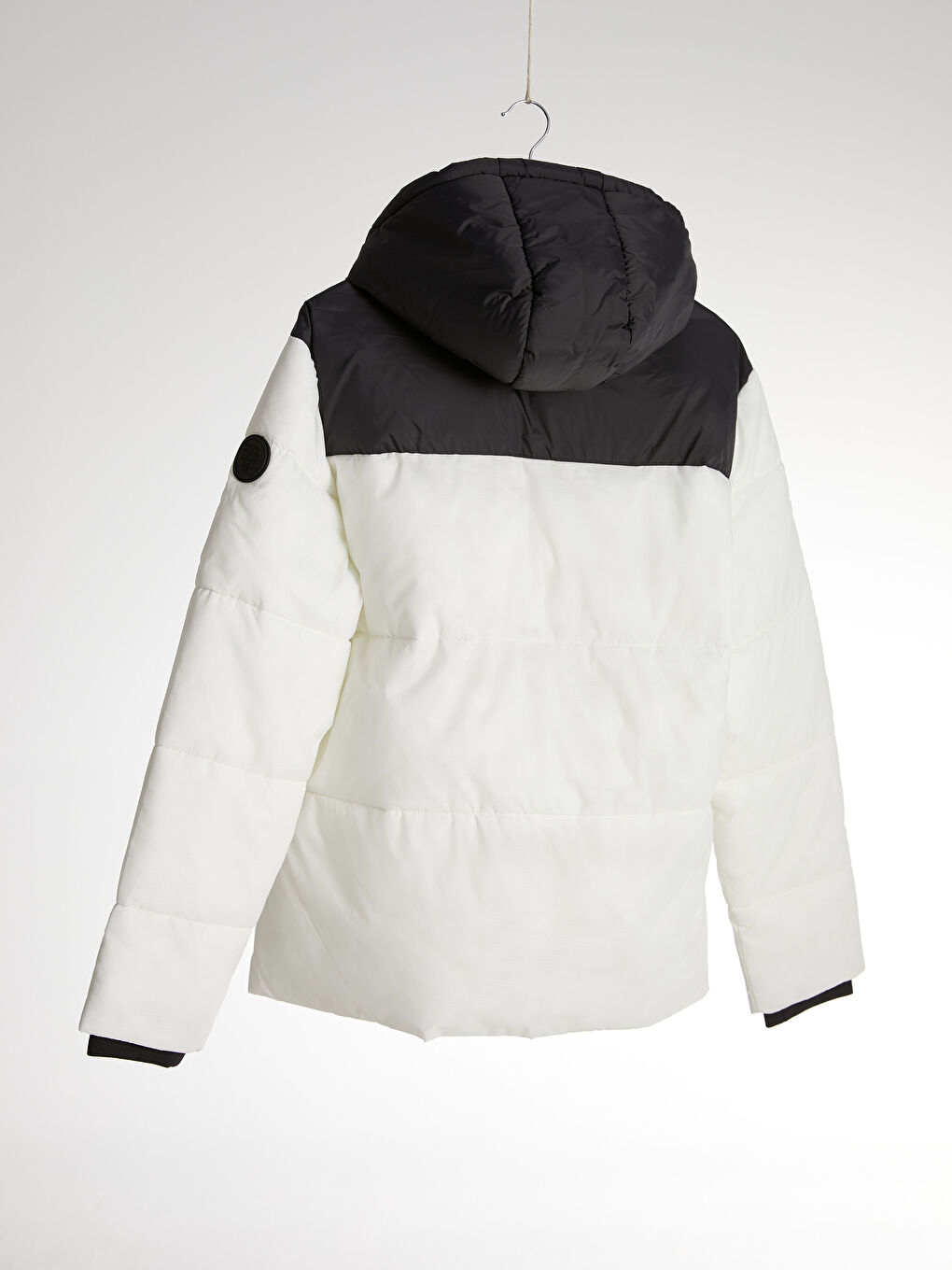 Beyaz Standart Kalıp Kapüşonlu Kalın Erkek Şişme Mont-7