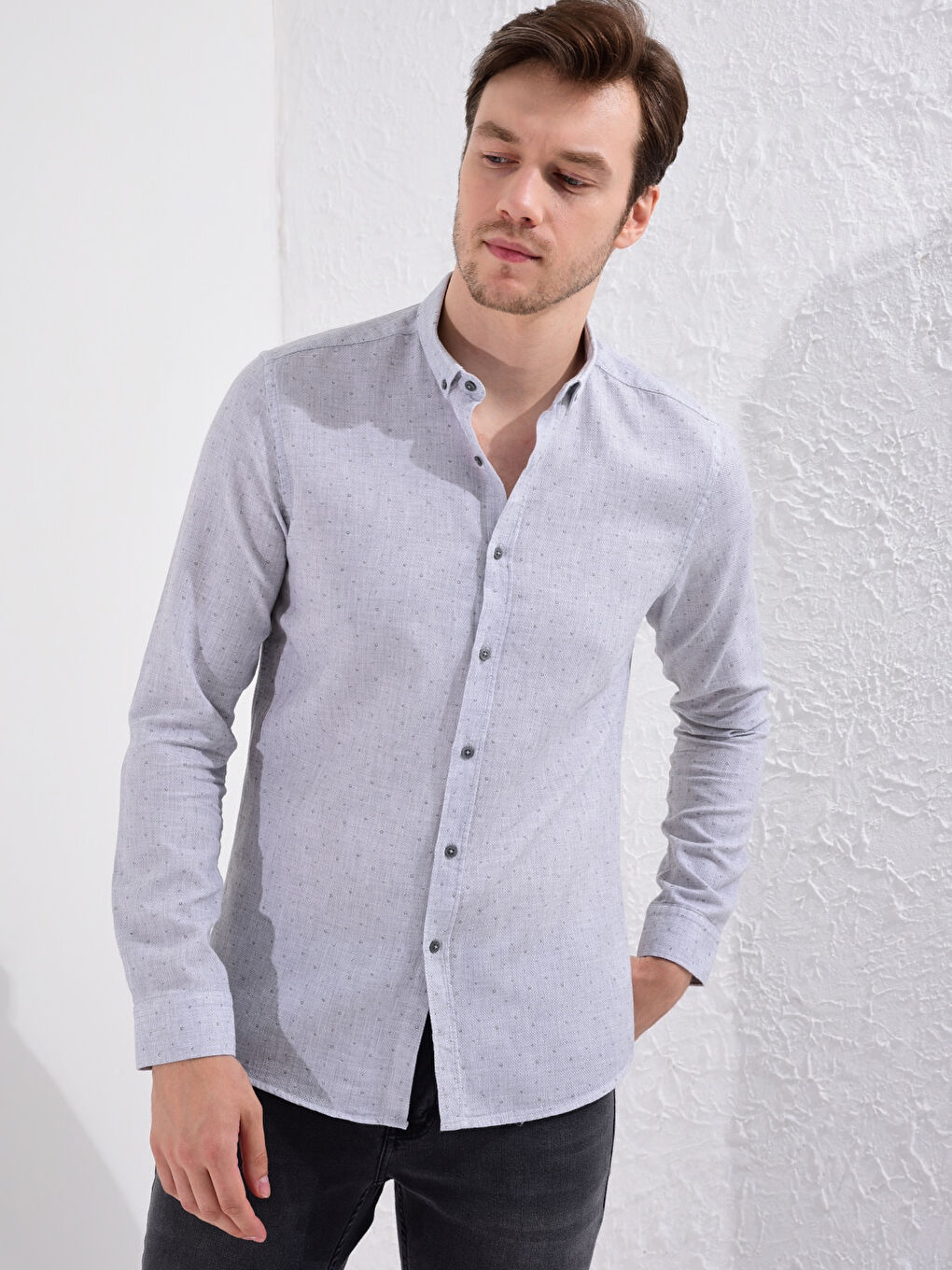 Gri Slim Fit Uzun Kollu Armürlü Gömlek