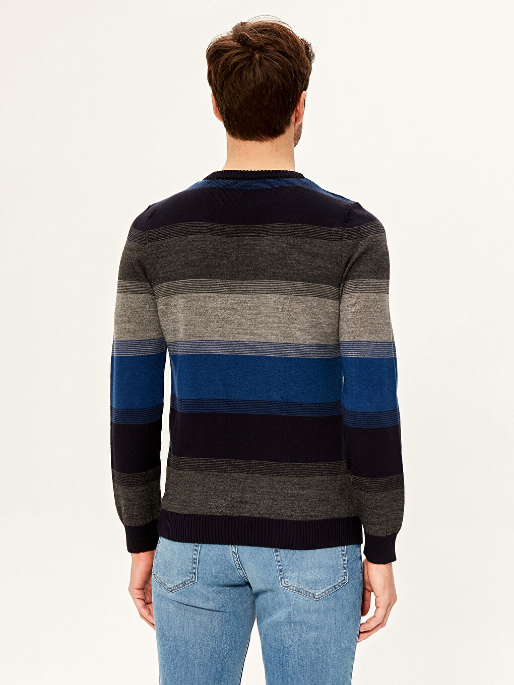 Жолақты дөңгелек жағалы трикотаж жемпір-2