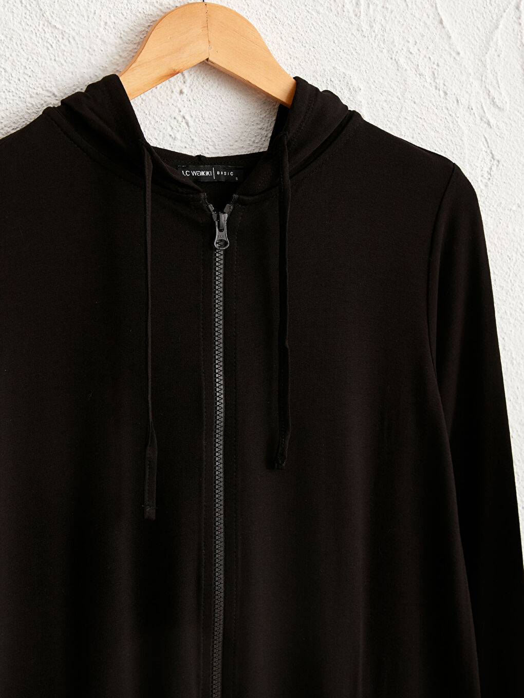 سويت شيرت نسائي بأكمام طويلة مزود بغطاء رأس-2