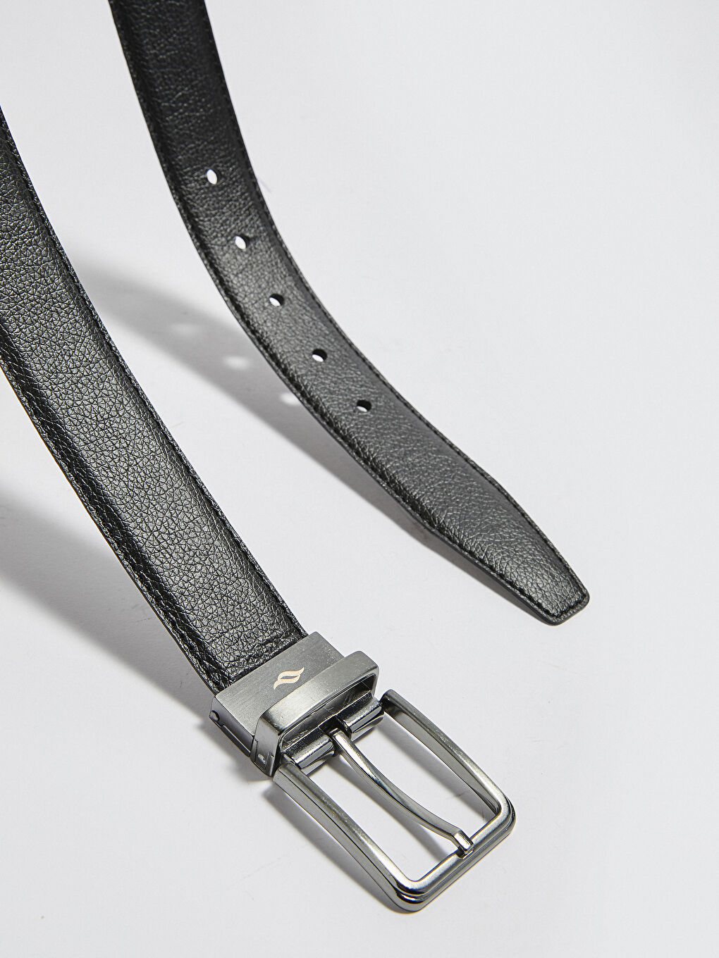 Siyah Deri Görünümlü Çift Taraflı Kemer-2