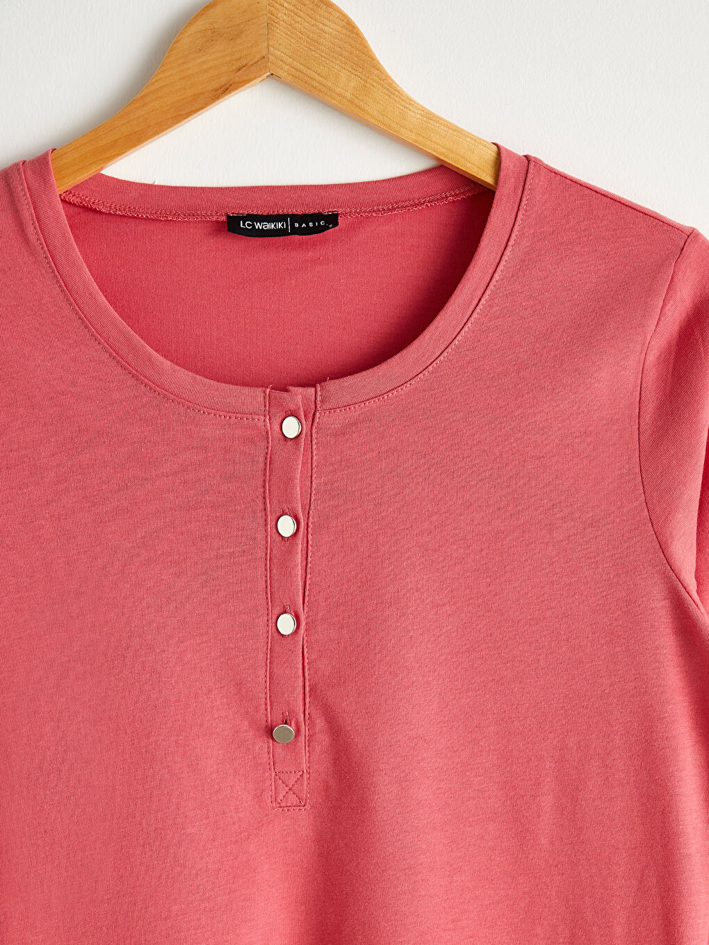 Majica od pamuka sa detaljima dugmadi na okovratniku-2