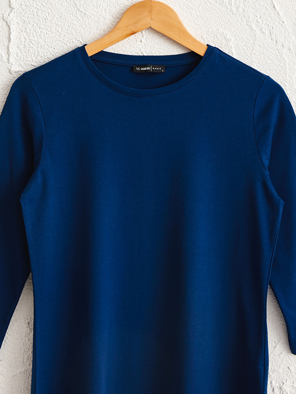 LCWAIKIKI Basic Rundhalsausschnitt Gerade Kurzarm Baumwolle T-Shirt für Damen -0W3757Z8-K1X