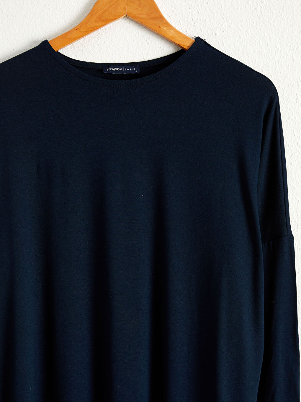 Rundhalsausschnitt Langarm Tunika aus gekämmter Baumwolle für Damen aus schlichter Viskose-2