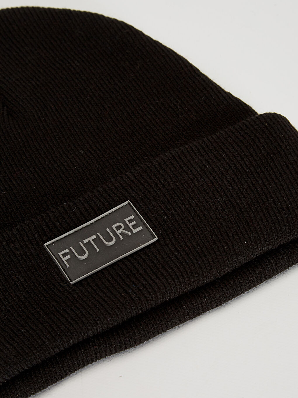 Трикотажный берет-3