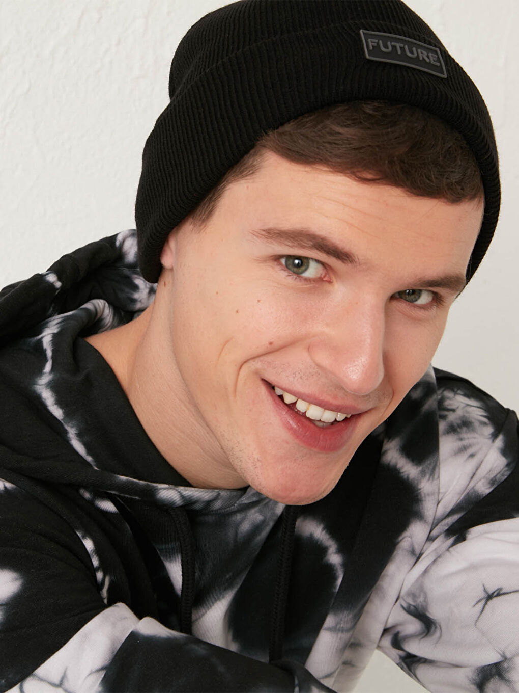 Трикотажный берет