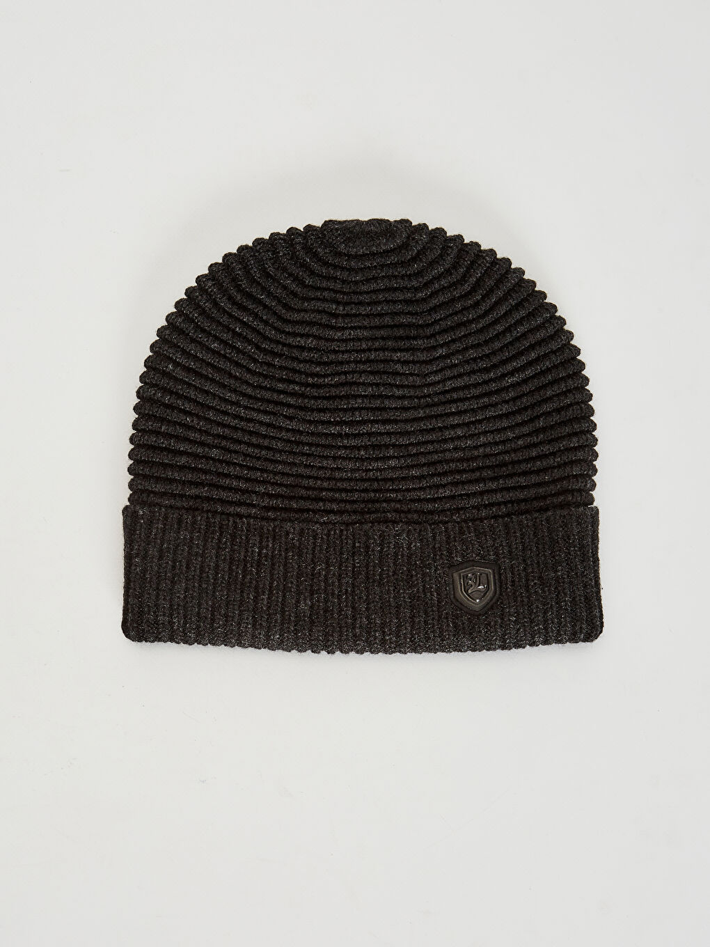 Трикотажный берет-3
