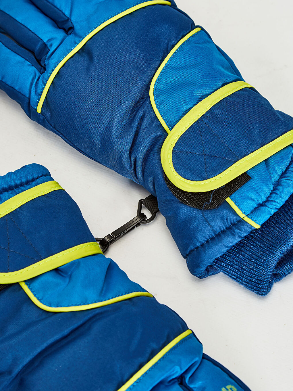 Boy's Snow Gloves-1