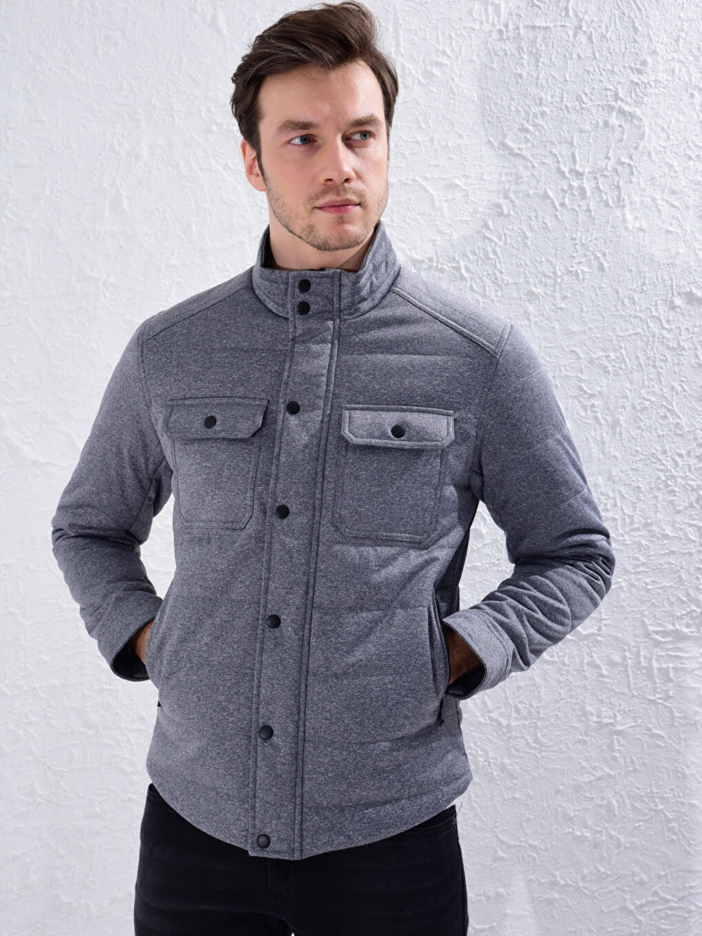 Puffer sa uspravnom kragnom-1