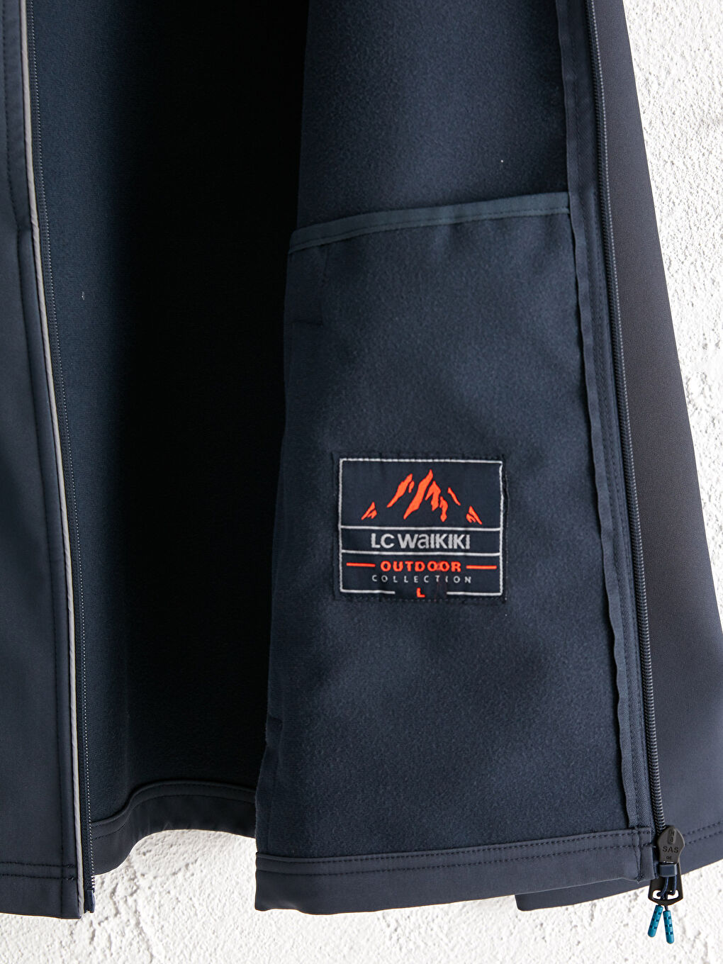 ჰუდიანი თხელი სპორტული ქურთუკი-1