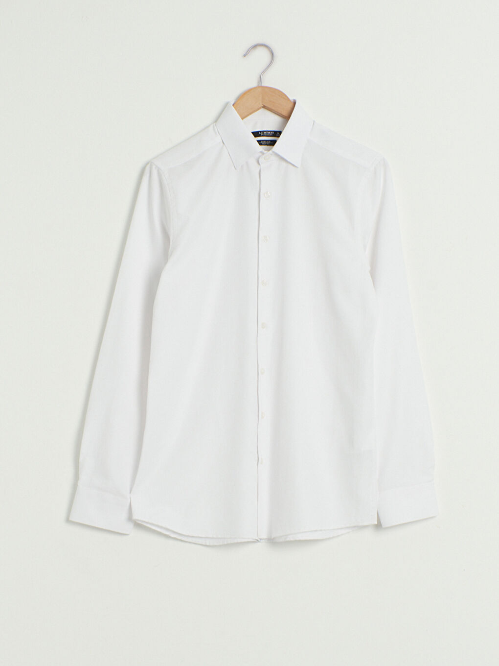 Сорочка з довгим рукавом приталеного крою