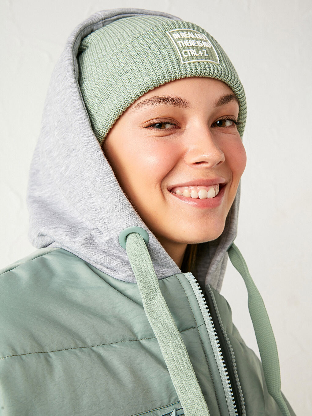 Yeşil Kadın Triko Bere-1