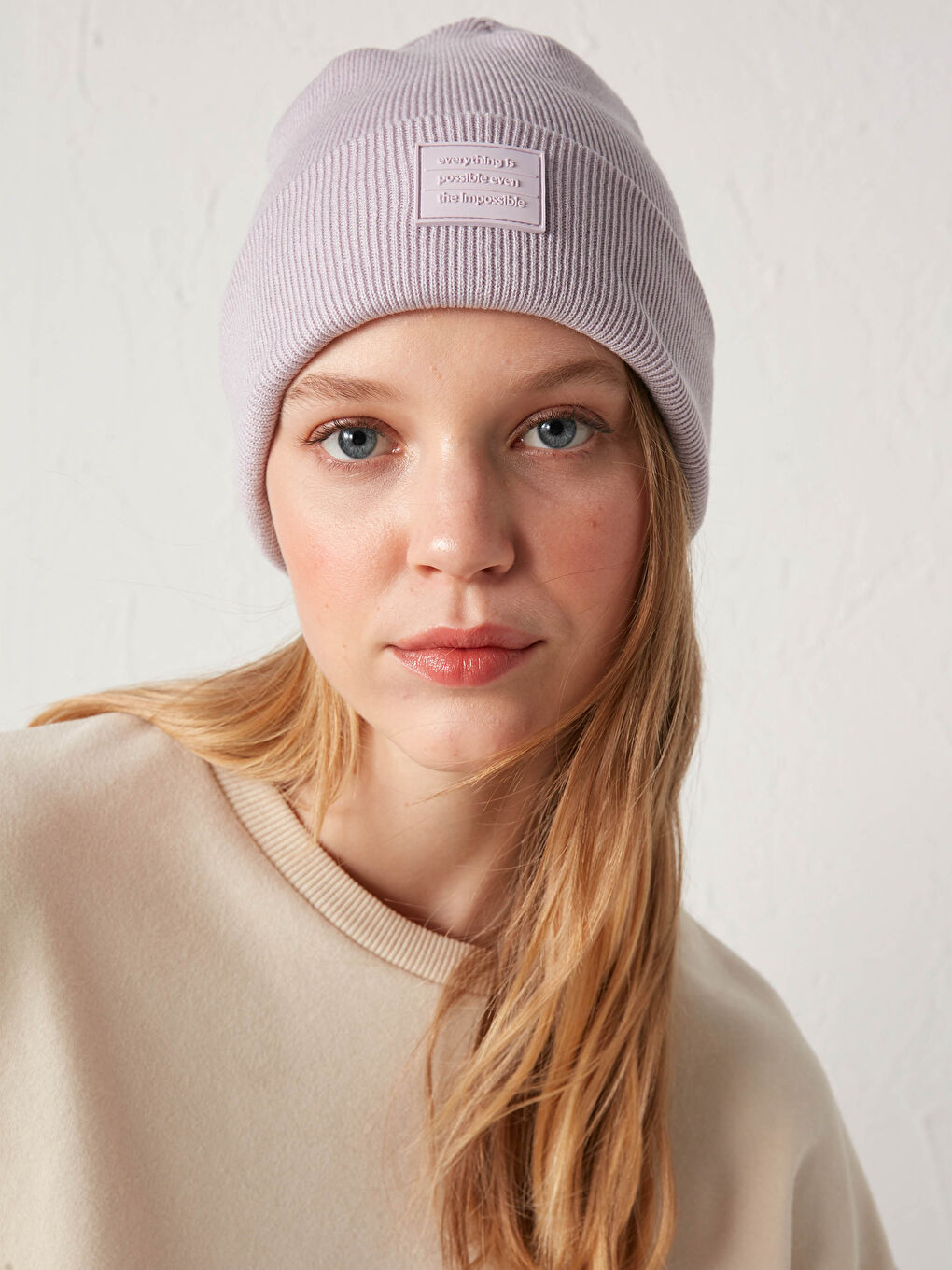 Lila Kadın Etiket Baskılı Triko Bere-2