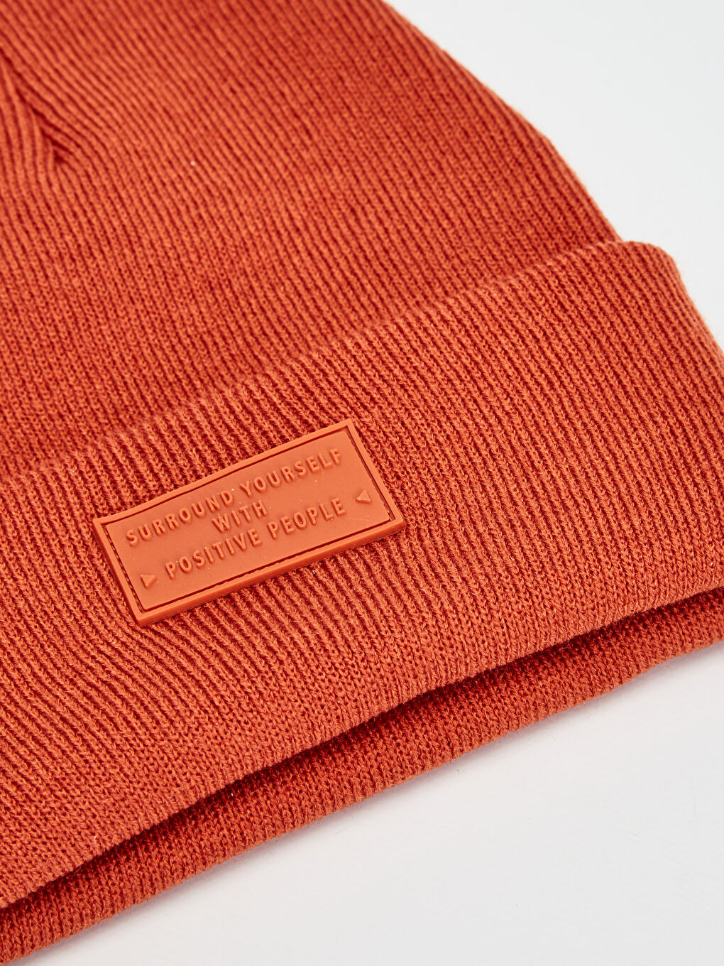 Turuncu Erkek Etiket Baskılı Triko Bere-3