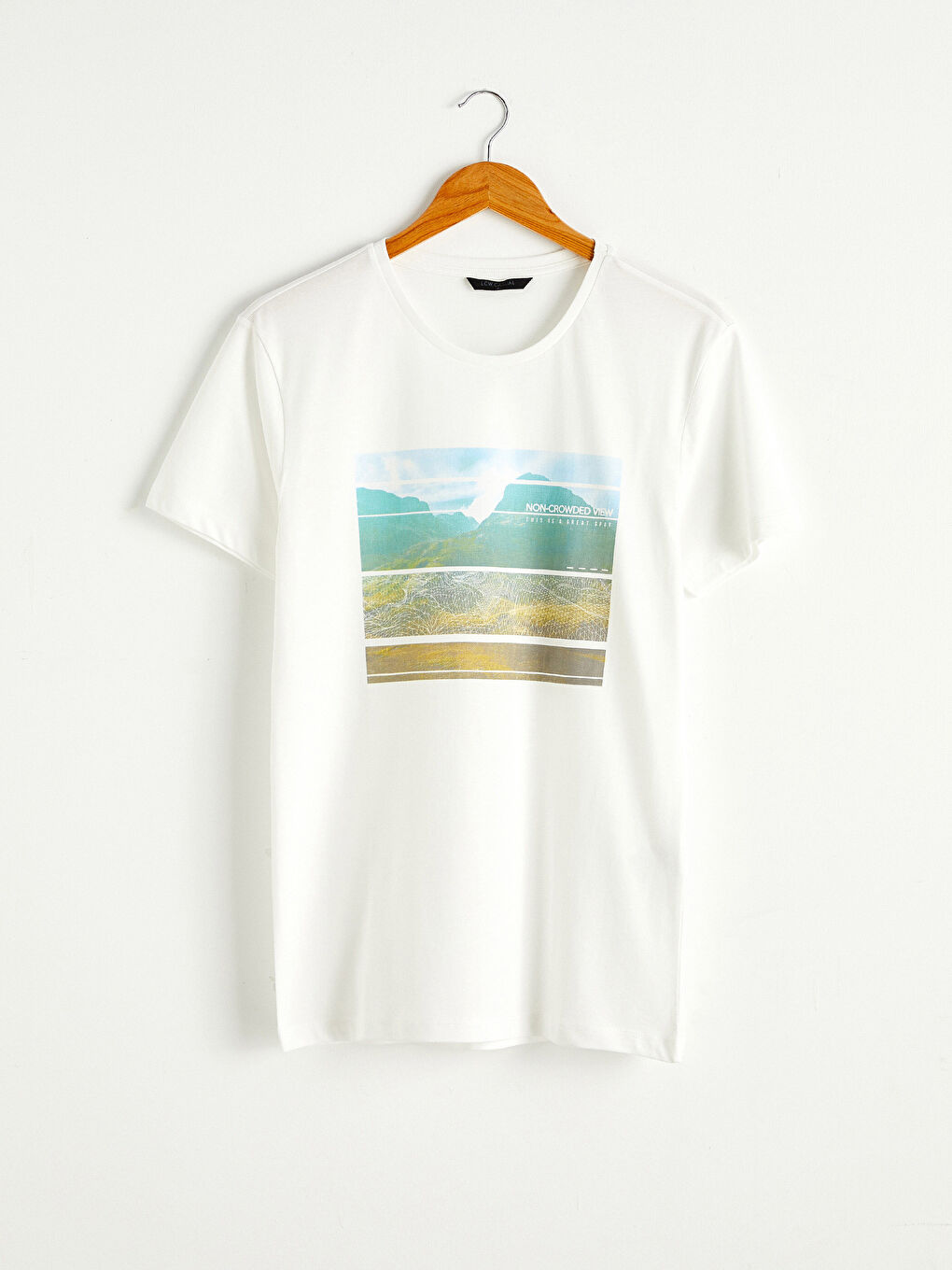 Ekru Bisiklet Yaka Baskılı Penye Tişört