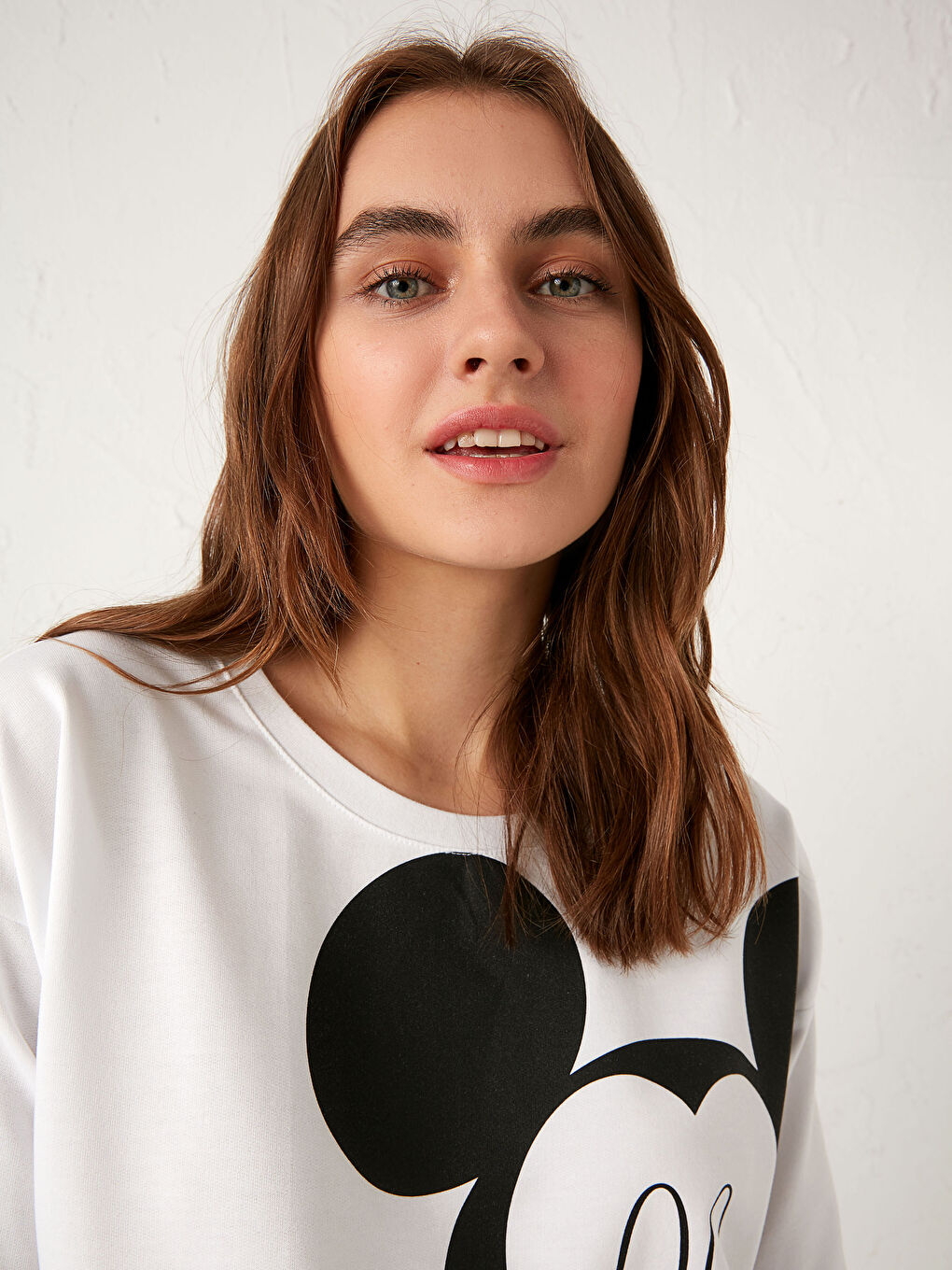 Beyaz Mickey Mouse Baskılı Pamuklu Pijama Takımı-4