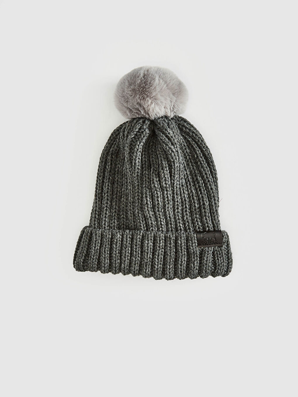 Трикотажный берет с помпонами для мальчика