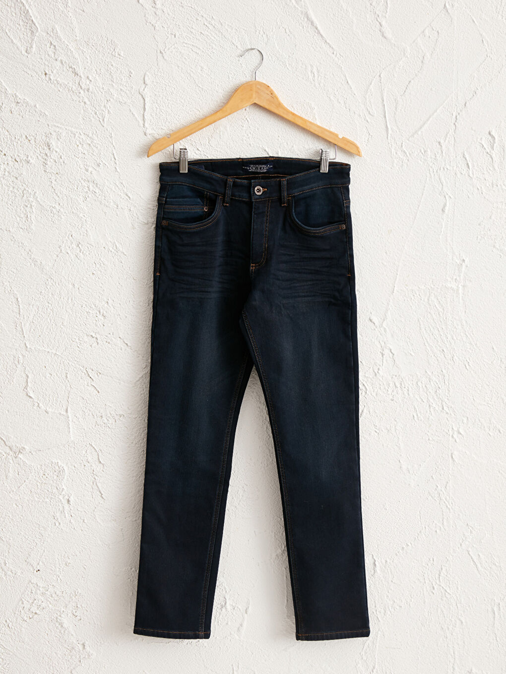 779 რეგულარული ჯინსი