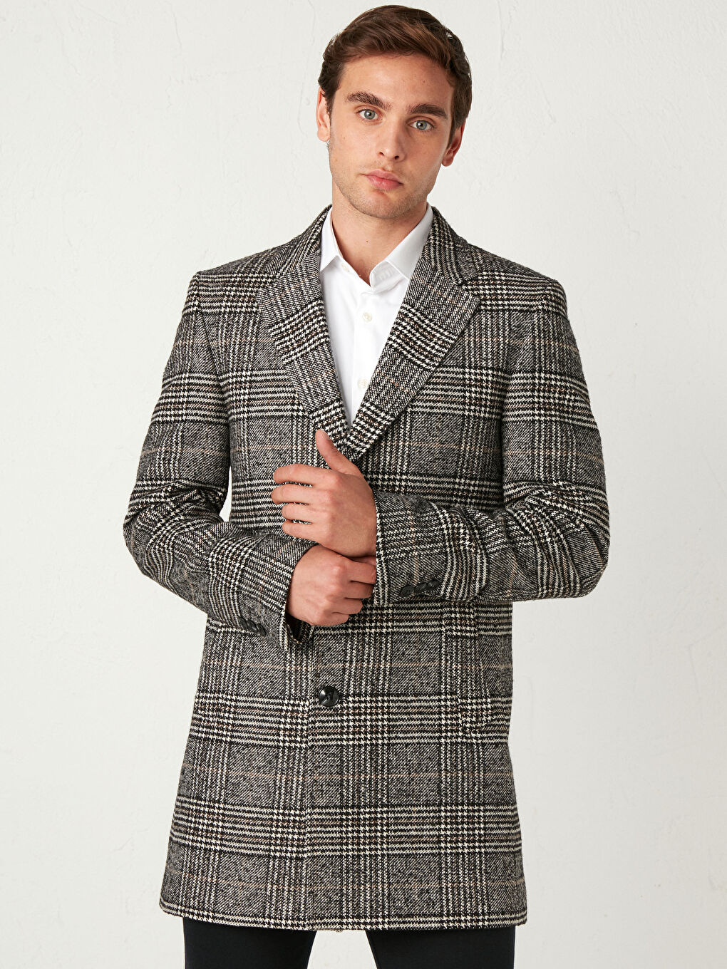 Schmal Geschnittener Schwerer Cabanmantel