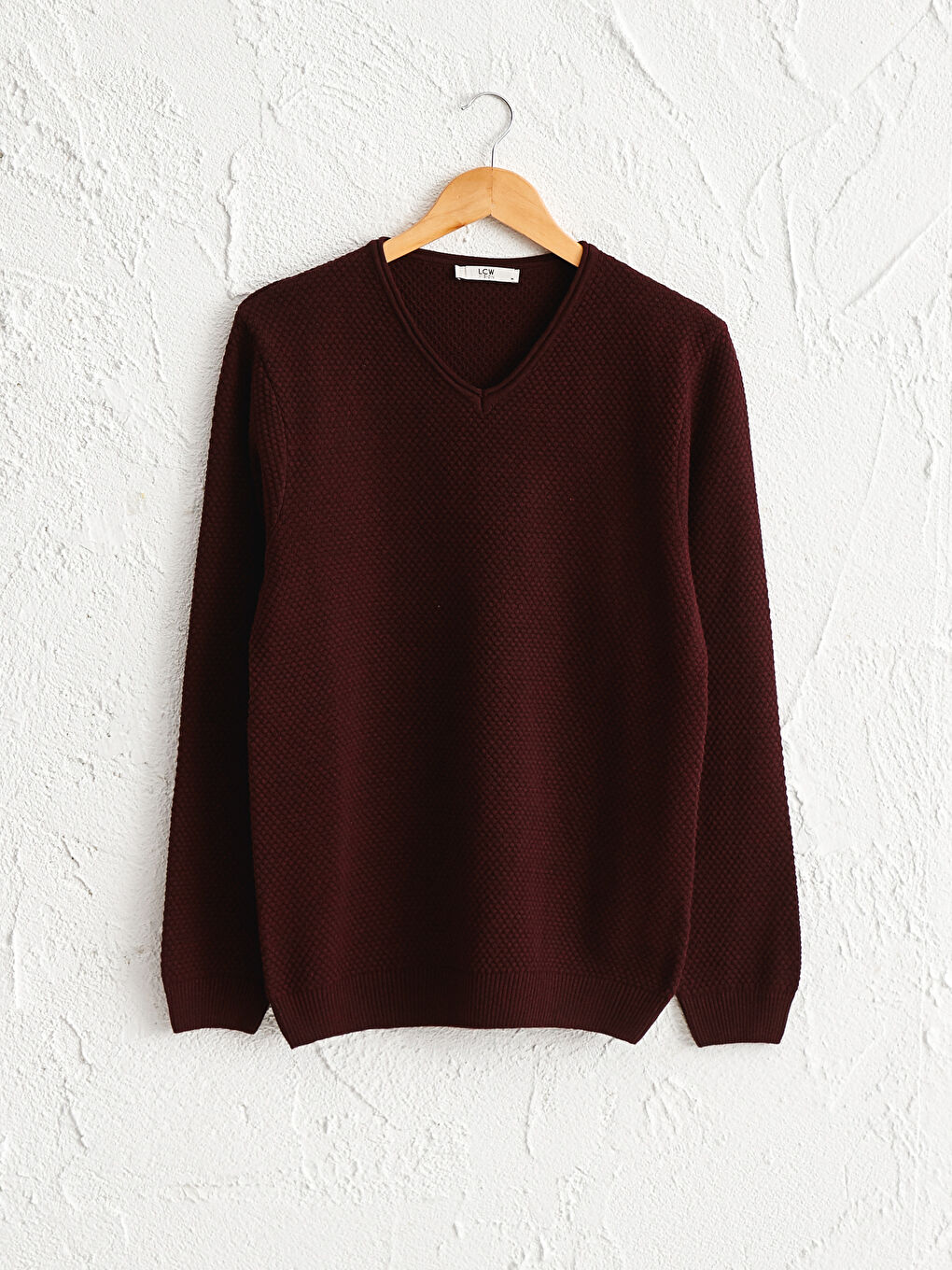 жіңішке пішінді v-тәрізді жеңіл трикотаж жемпір