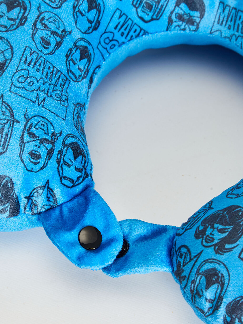 Mavi Avangers Baskılı Boyun Yastığı-1