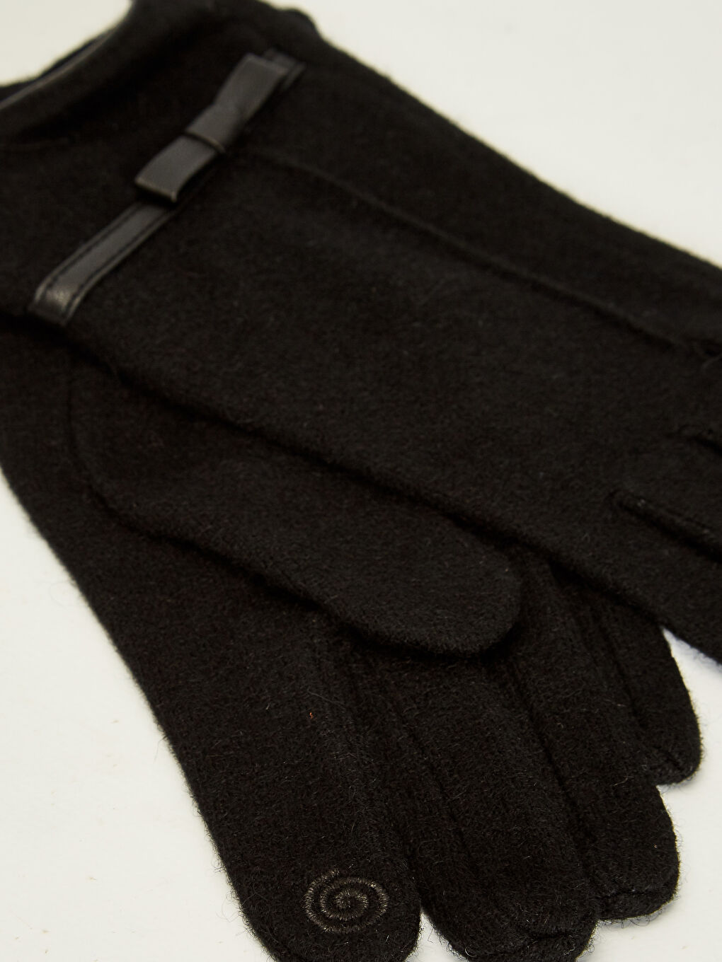 Siyah Kaşe Dokunmatik Detaylı Eldiven-2