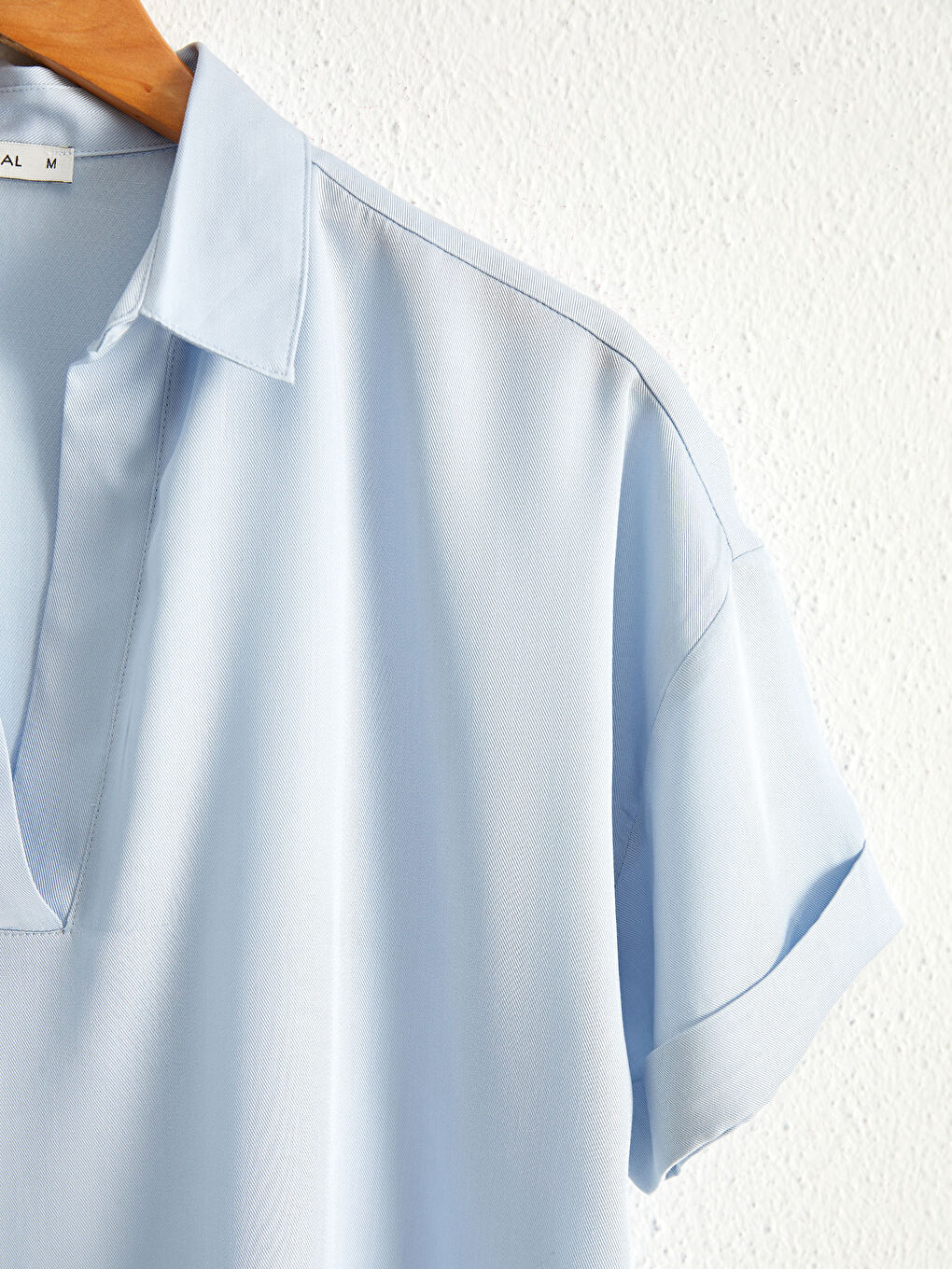 Блузка из лиоцелла с отложным воротником-3