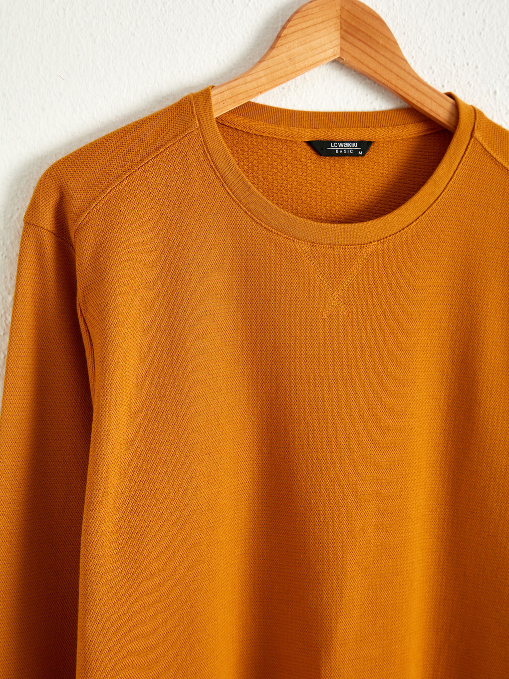 Sarı Rahat Kalıp Bisiklet Yaka Basic Sweatshirt-1
