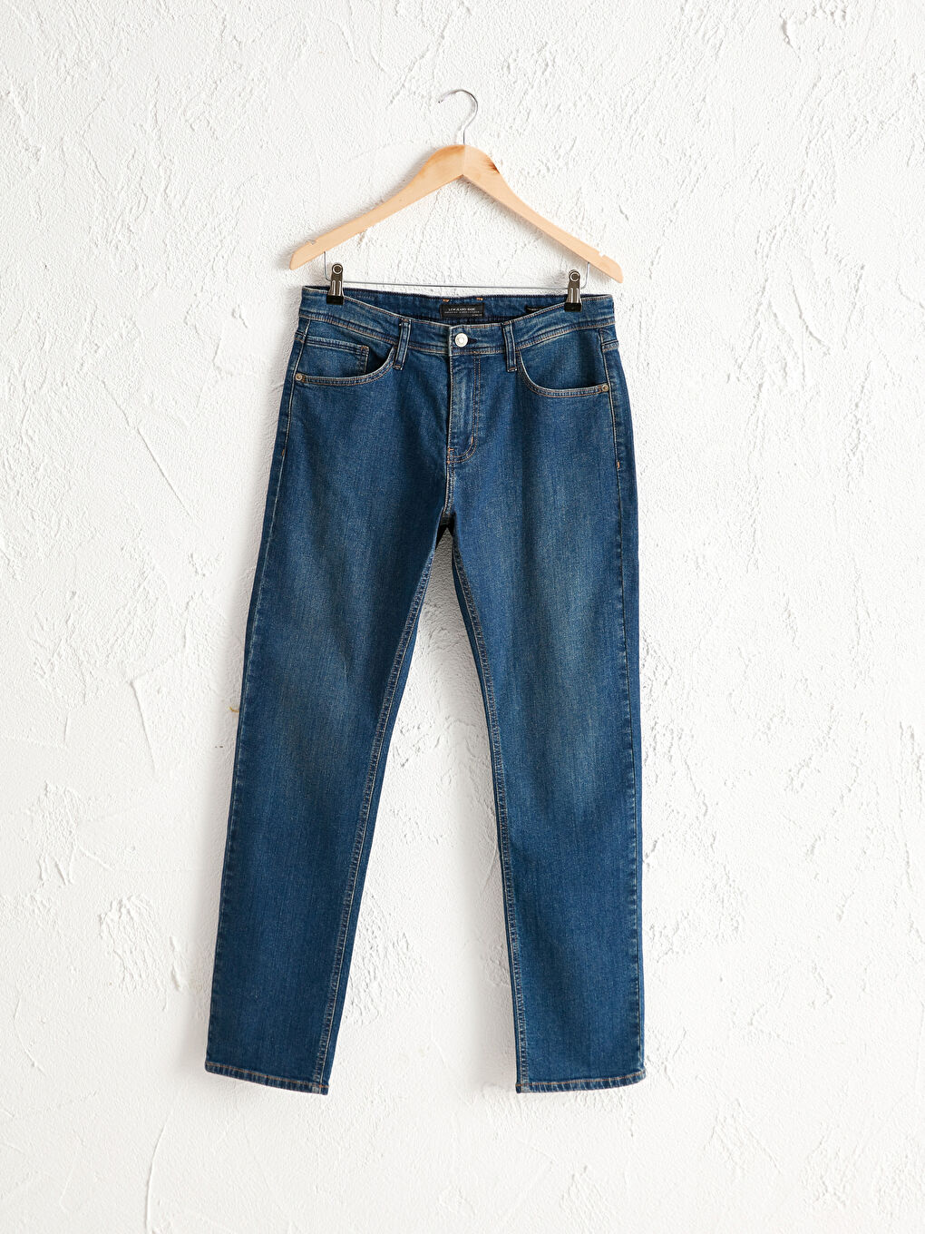 779 Regular Fit Jeans